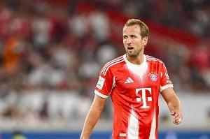 凯恩：首秀即在正式比赛中打进制胜球，这对迪亚斯是完美的开始