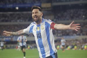 体育直播-记者：阿根廷队将因世俱杯轮换，梅西、恩佐等球员缺席下期名单